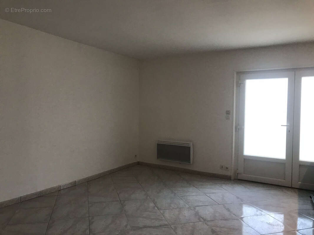 Maison à SAINT-DENIS-DE-PILE