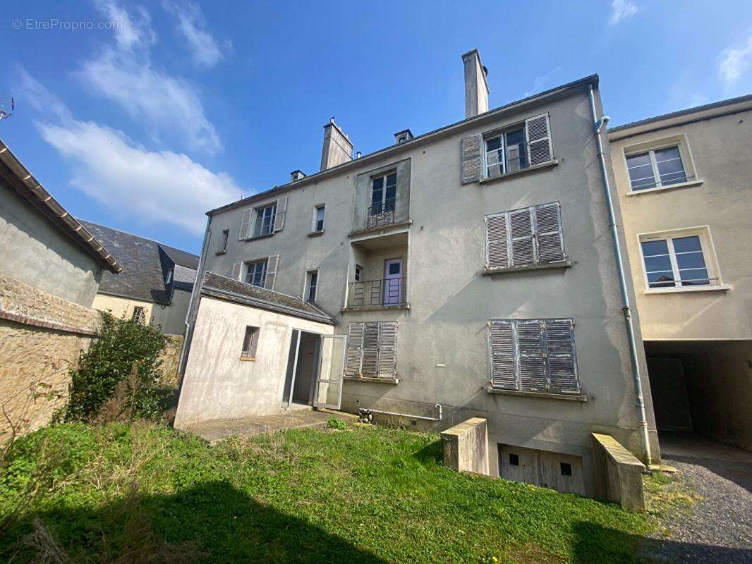 Appartement à SAINT-PIERRE-SUR-DIVES