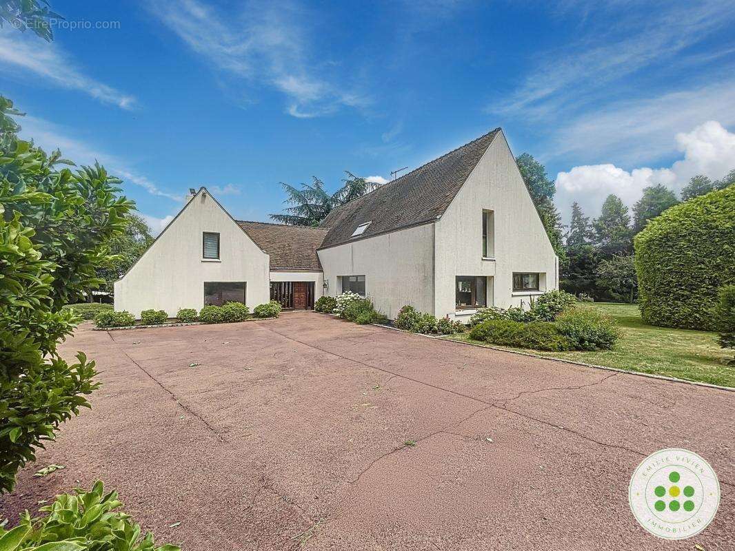 Maison à CHATEAUNEUF-EN-THYMERAIS