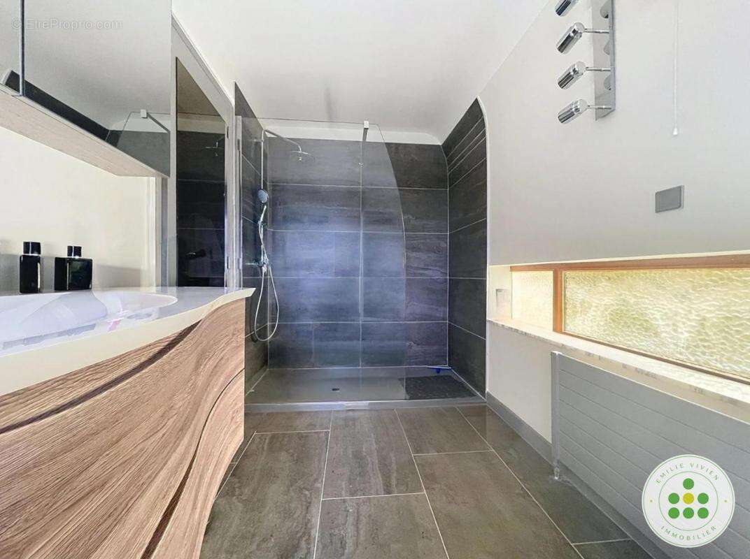 Maison à CHATEAUNEUF-EN-THYMERAIS