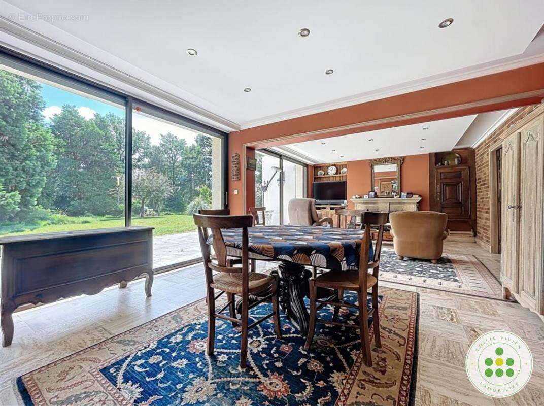 Maison à CHATEAUNEUF-EN-THYMERAIS