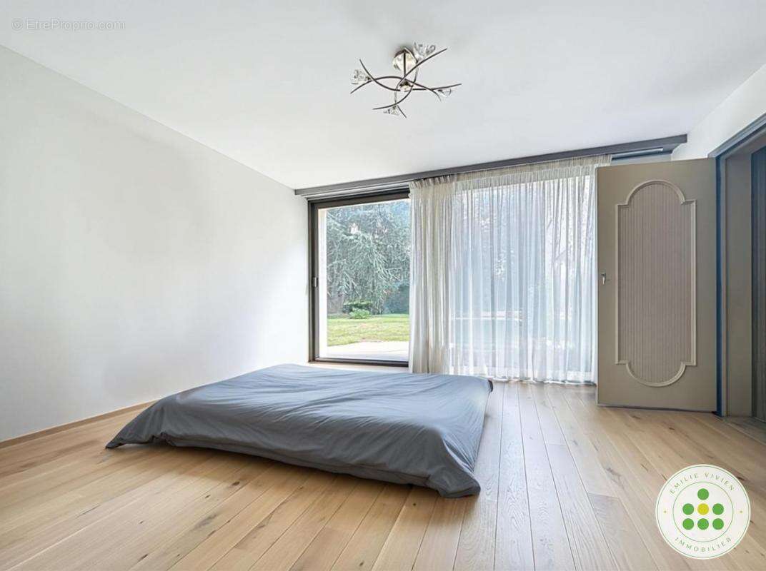 Maison à CHATEAUNEUF-EN-THYMERAIS