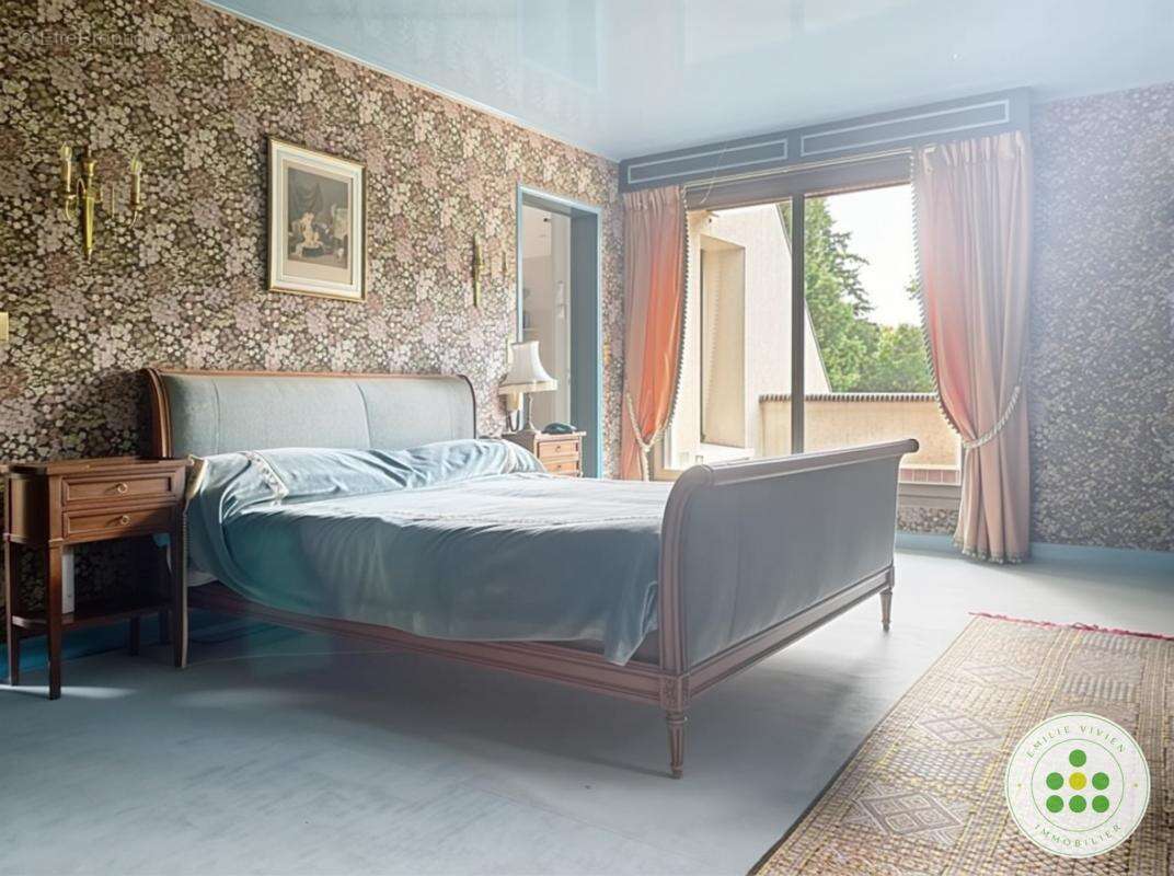 Maison à CHATEAUNEUF-EN-THYMERAIS