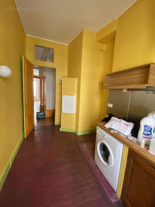 Appartement à SAINT-ETIENNE