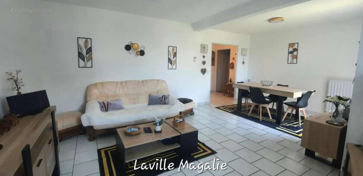 Appartement à ALBERTVILLE