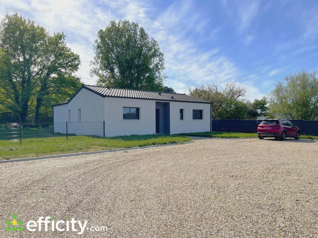 Maison à SAINT-SEURIN-SUR-L&#039;ISLE