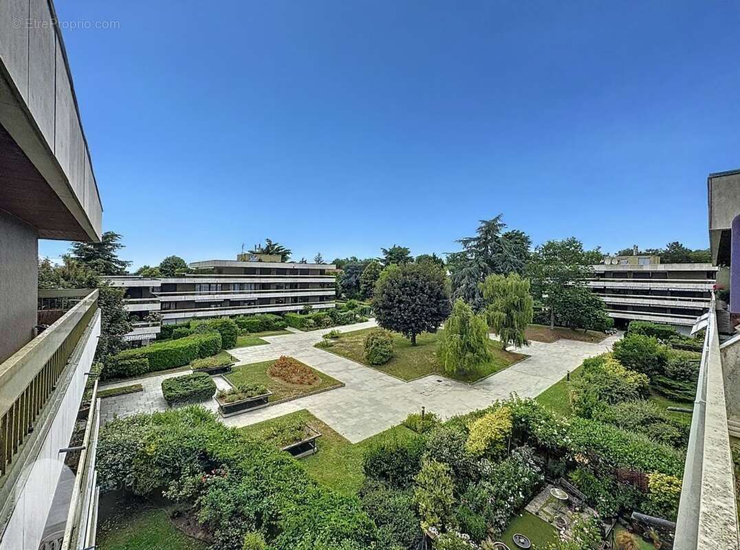 Appartement à NOISY-LE-ROI