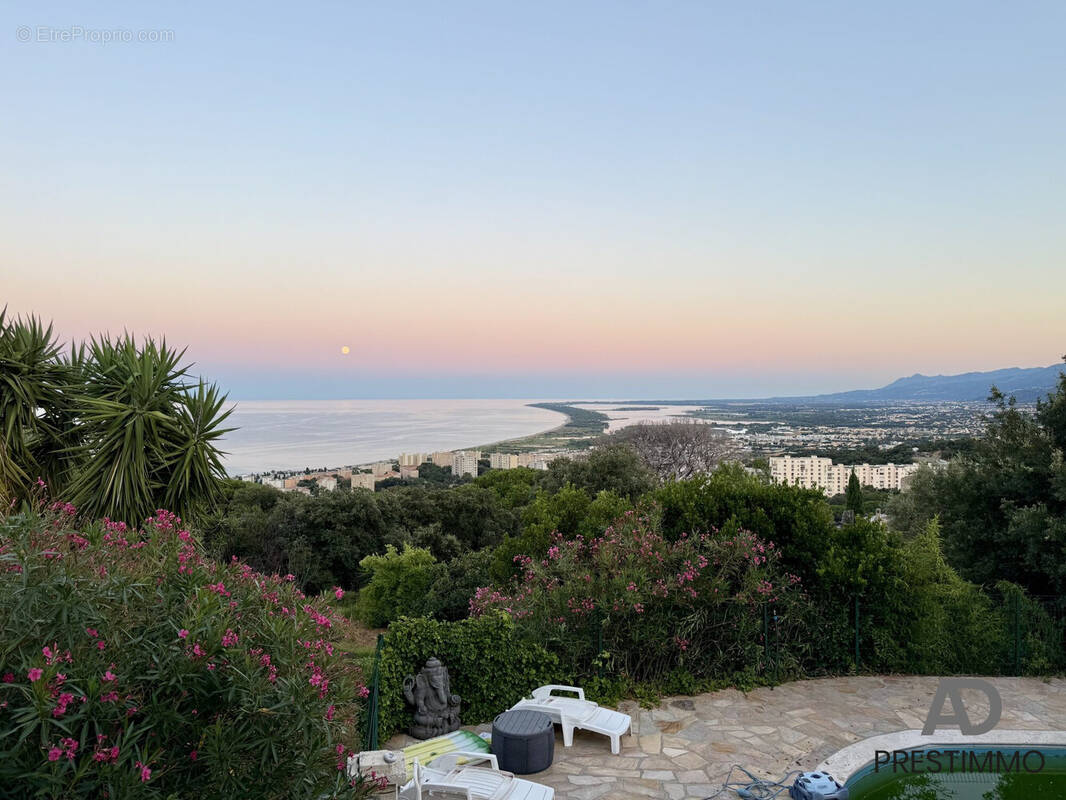 Maison à SAN-MARTINO-DI-LOTA