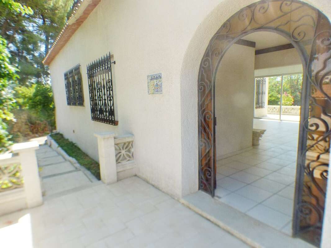 Maison à ALIGNAN-DU-VENT