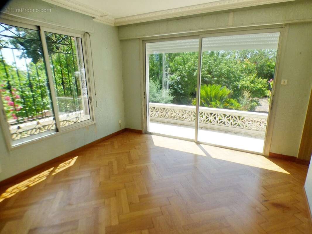 Maison à ALIGNAN-DU-VENT