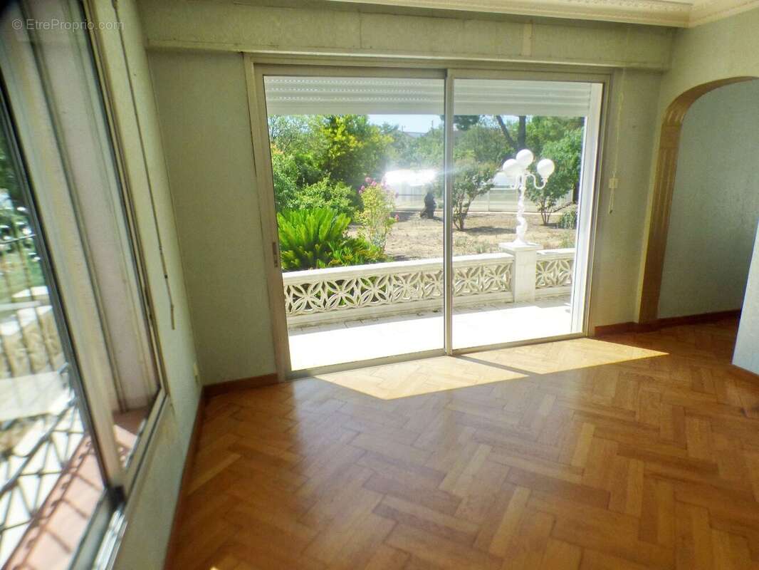 Maison à ALIGNAN-DU-VENT