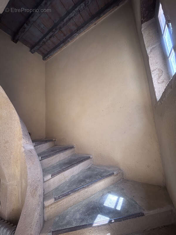 Appartement à CHARLIEU