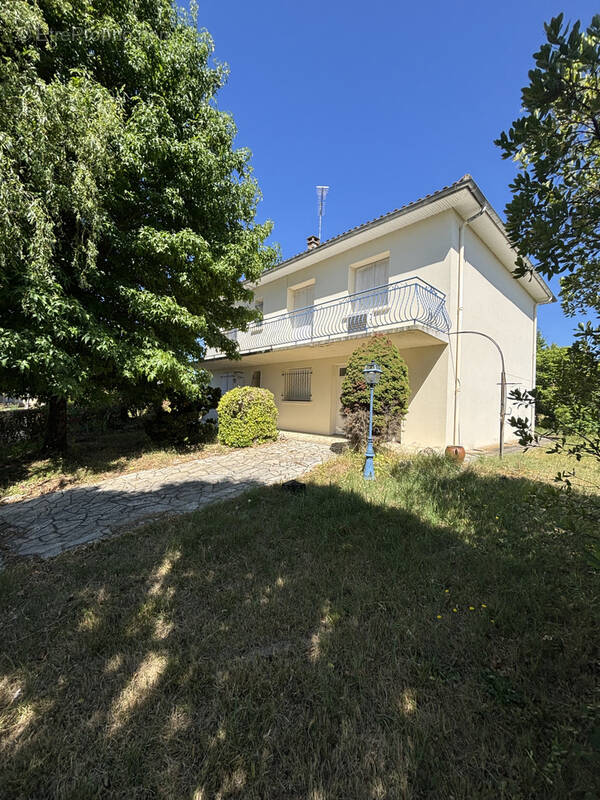 Maison à SAINT-SYLVESTRE-SUR-LOT