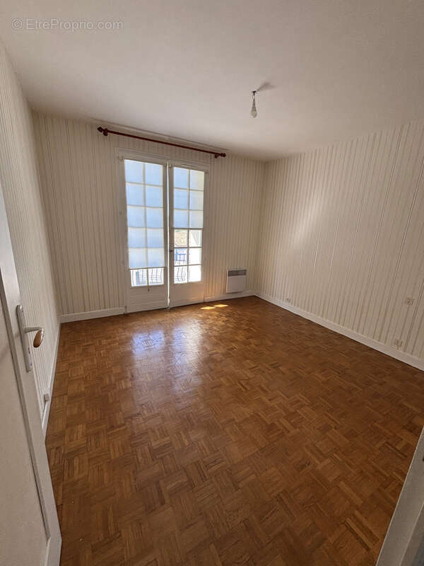 Maison à SAINT-SYLVESTRE-SUR-LOT