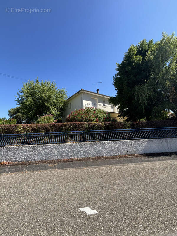 Maison à SAINT-SYLVESTRE-SUR-LOT