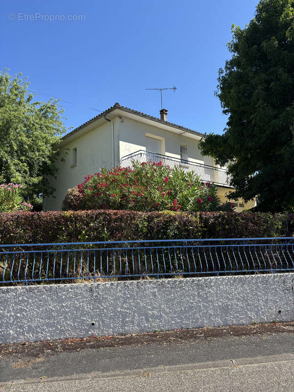 Maison à SAINT-SYLVESTRE-SUR-LOT