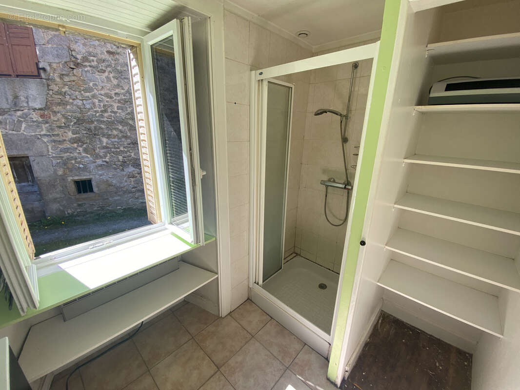 Maison à CHAMPAGNAC-LA-PRUNE