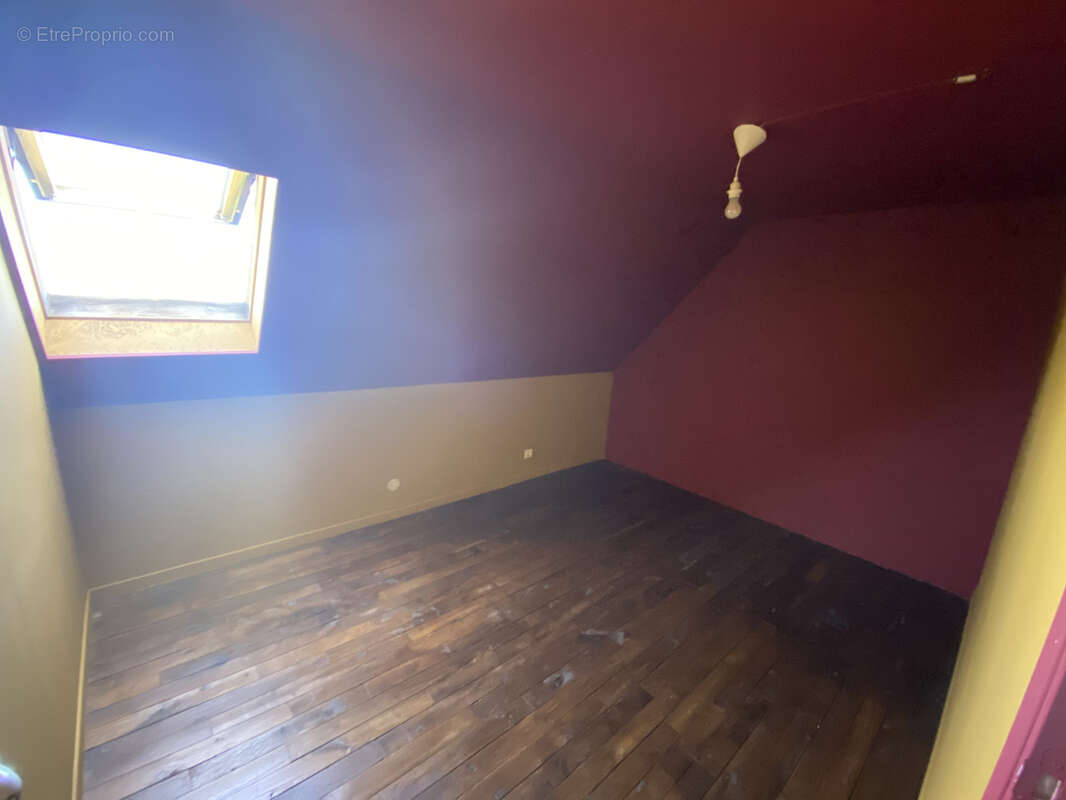 Maison à CHAMPAGNAC-LA-PRUNE