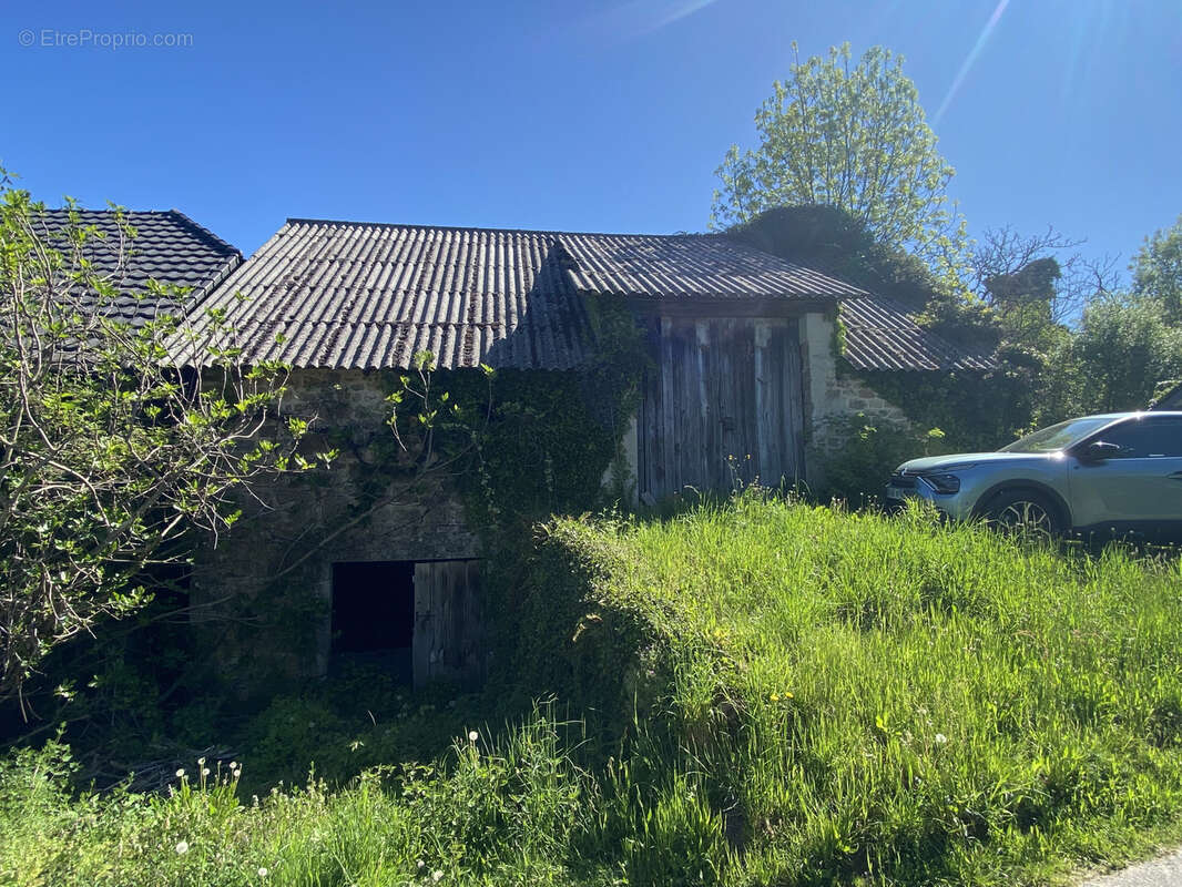 Maison à CHAMPAGNAC-LA-PRUNE