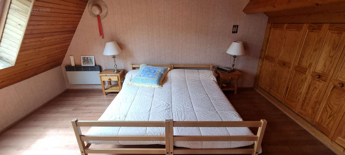 Maison à SAINT-CHELY-D&#039;AUBRAC