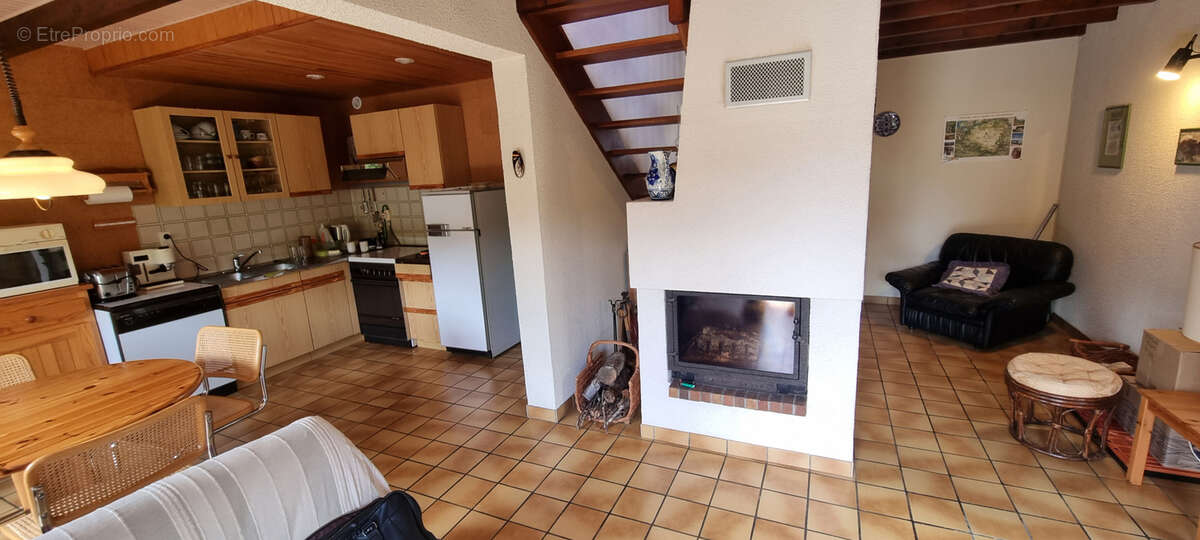 Maison à SAINT-CHELY-D&#039;AUBRAC