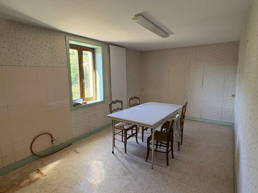 Maison à LE PERREON