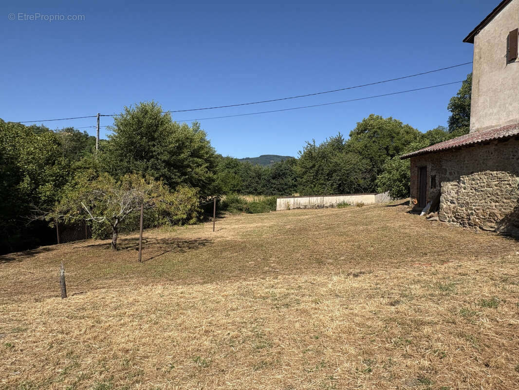 Maison à LE PERREON