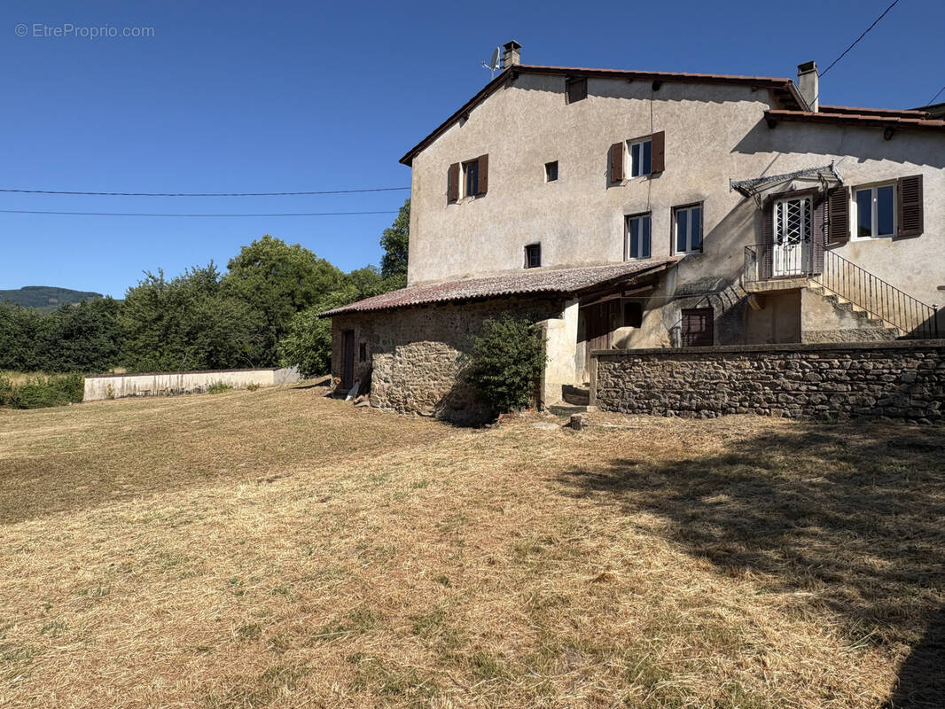 Maison à LE PERREON