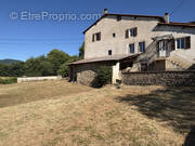 Maison à LE PERREON