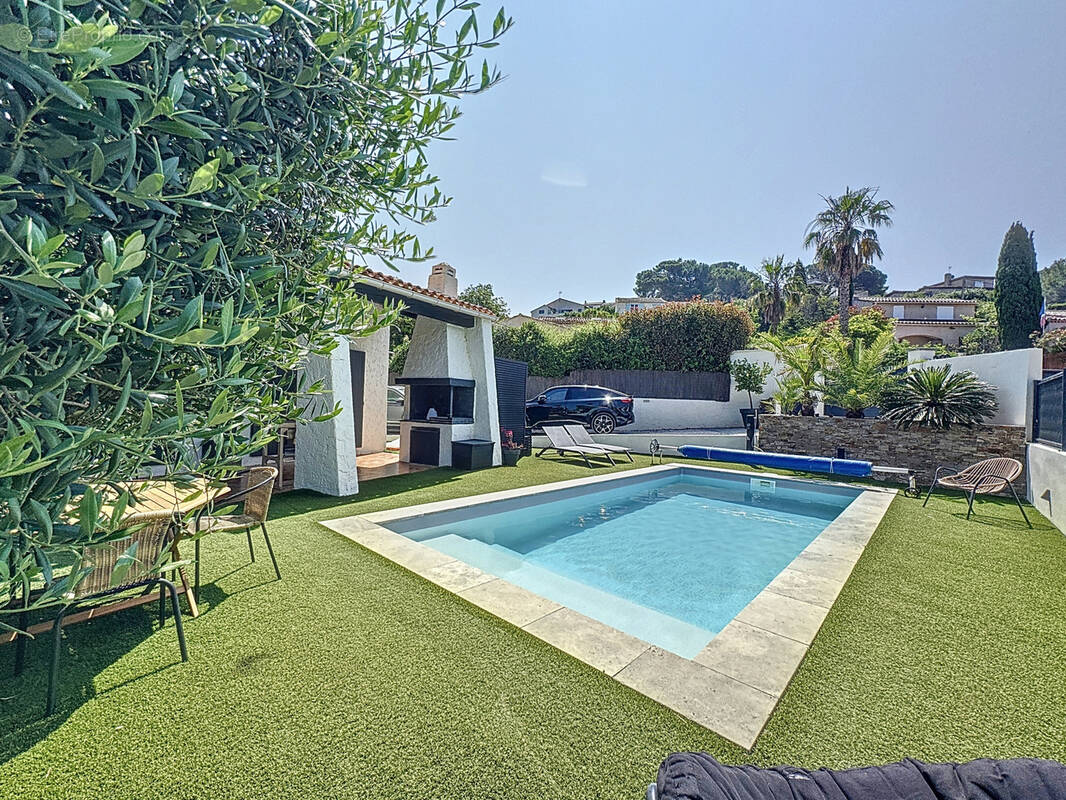 Maison à SIX-FOURS-LES-PLAGES