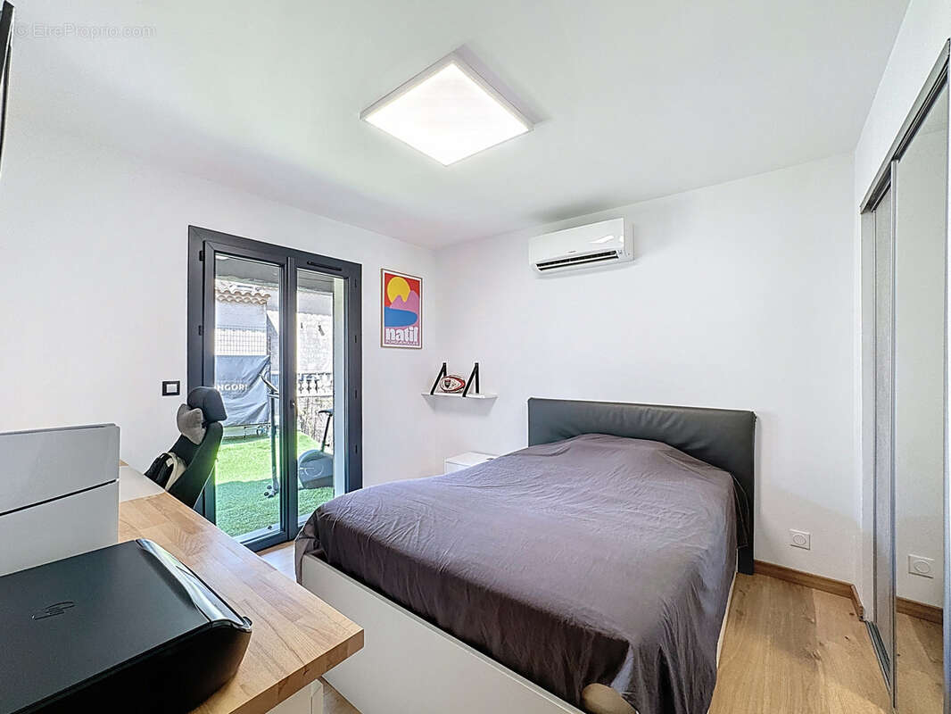 Maison à SIX-FOURS-LES-PLAGES