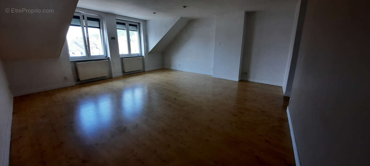 Appartement à LA MURE