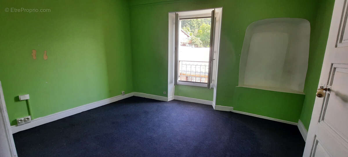 Appartement à LA MURE