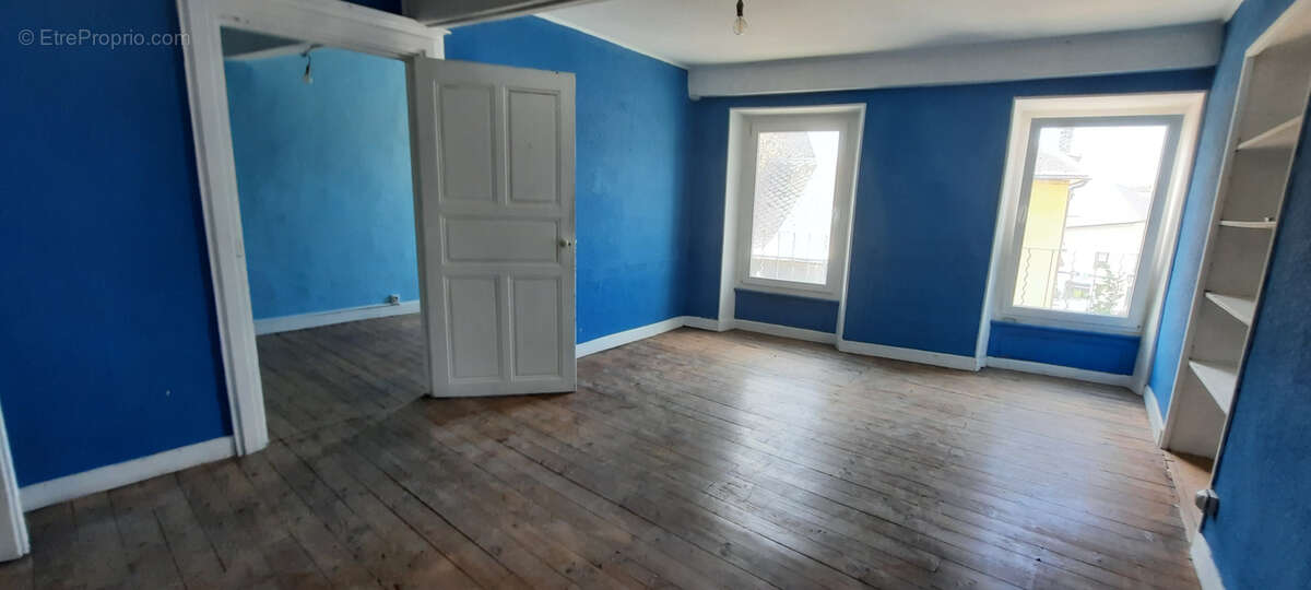 Appartement à LA MURE