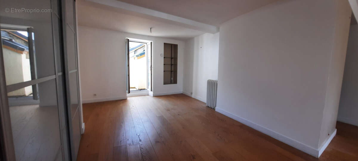 Appartement à LA MURE