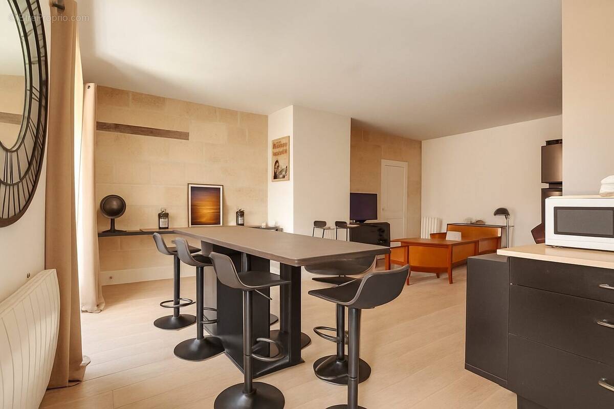 Appartement à BORDEAUX