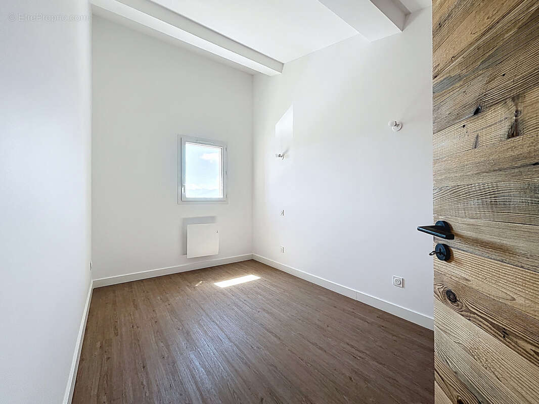 Appartement à LES ANGLES