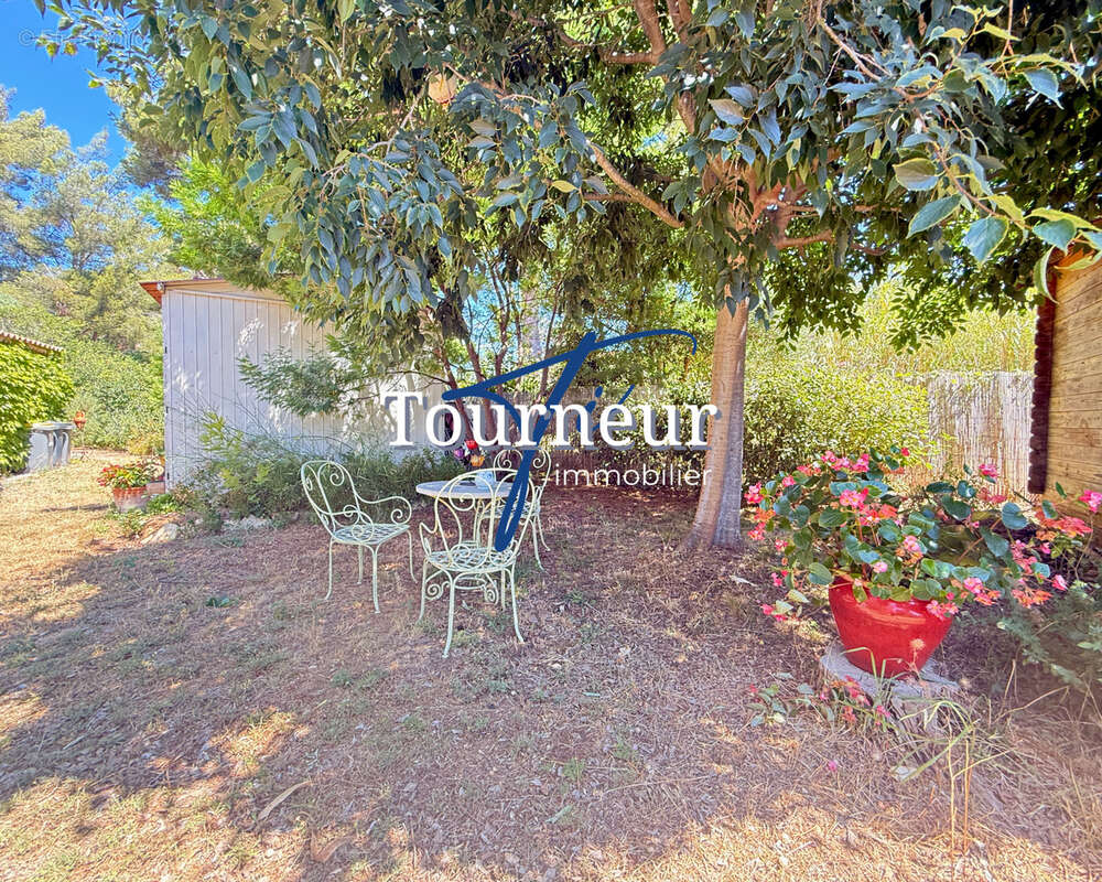 Maison à SIX-FOURS-LES-PLAGES