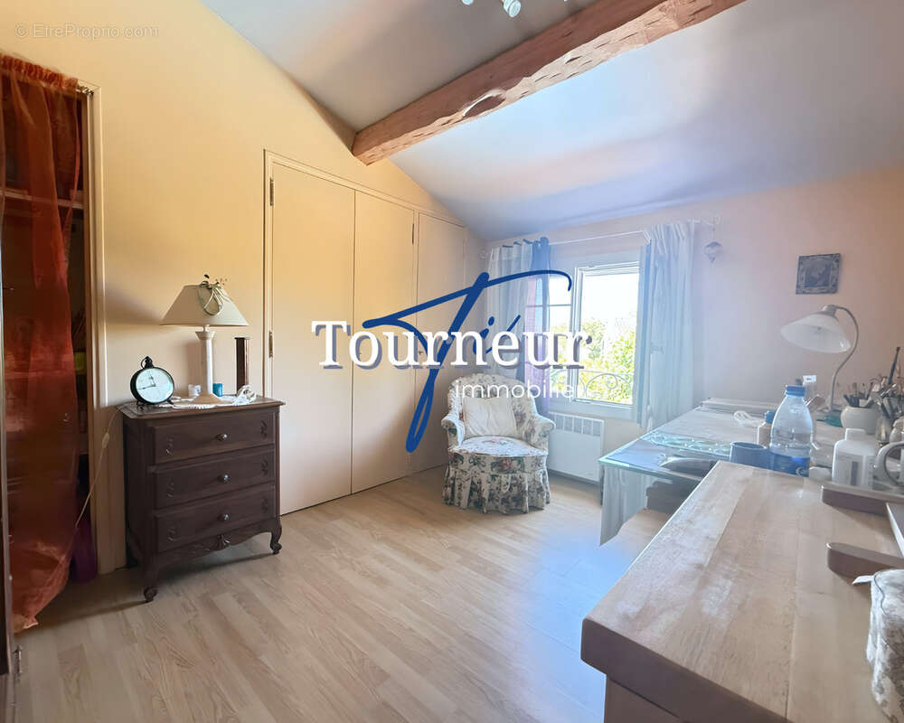 Maison à SIX-FOURS-LES-PLAGES