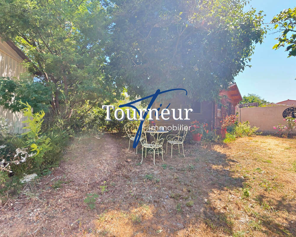 Maison à SIX-FOURS-LES-PLAGES