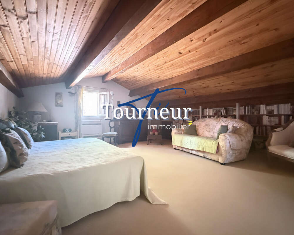 Maison à SIX-FOURS-LES-PLAGES