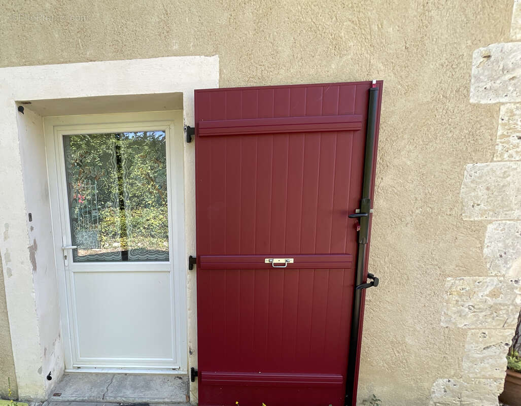 Maison à VIC-FEZENSAC