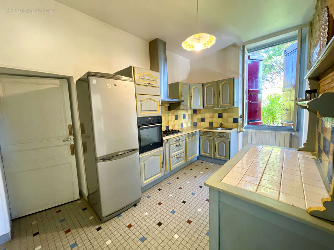 Maison à VIC-FEZENSAC