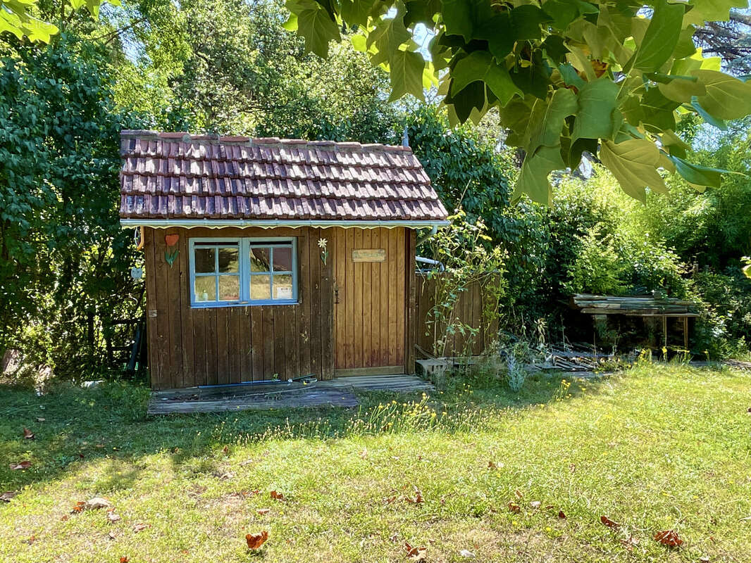 Maison à VIC-FEZENSAC