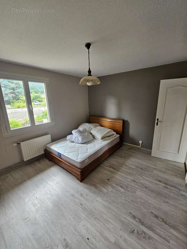 Maison à BAS-EN-BASSET