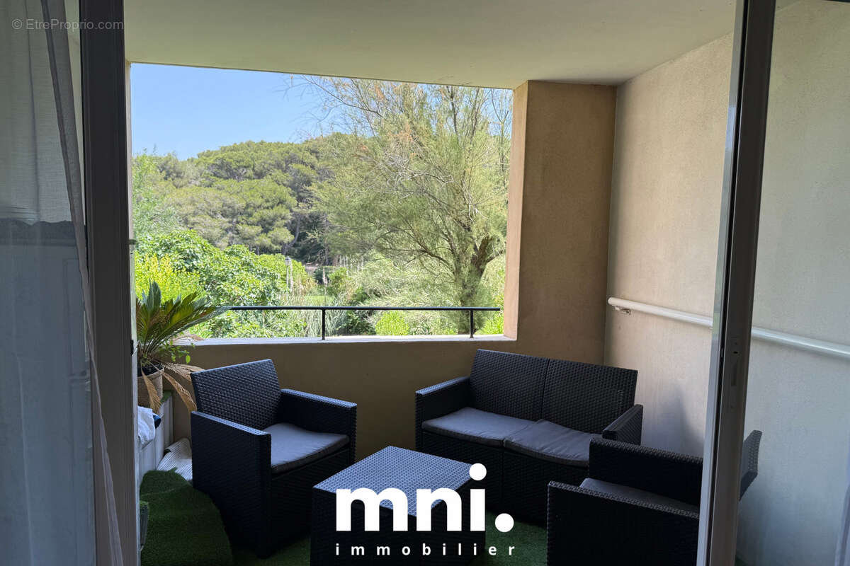 Appartement à SIX-FOURS-LES-PLAGES