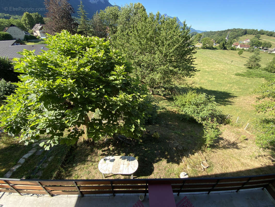 Maison à ENTRE-DEUX-GUIERS