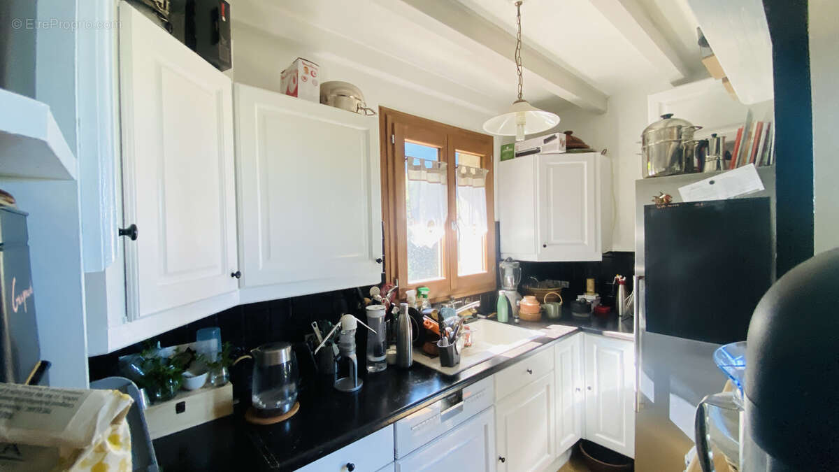 Maison à ENTRE-DEUX-GUIERS