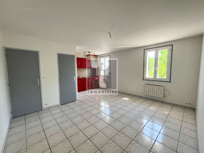 Appartement à MORET-SUR-LOING