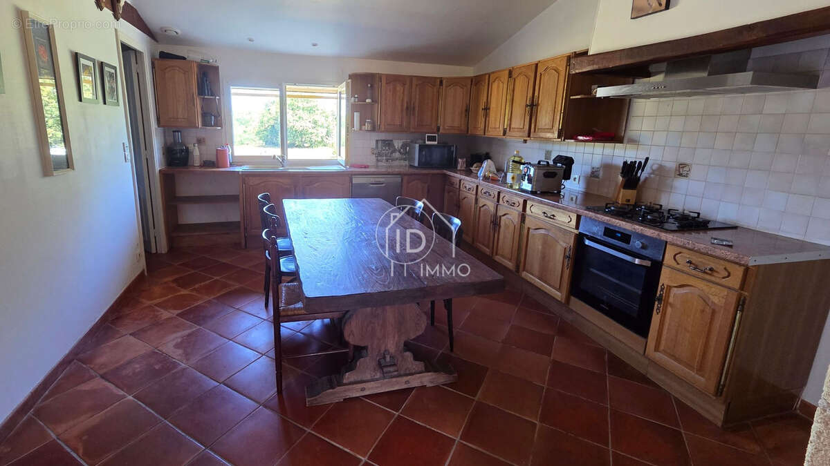 Maison à VILLEFRANCHE-DE-LONCHAT